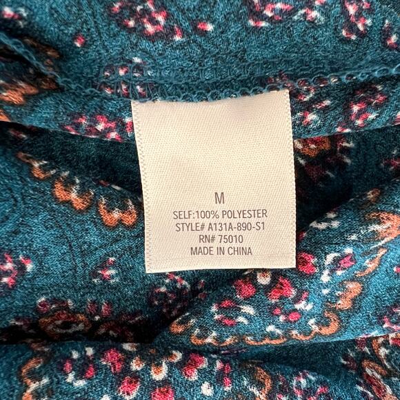 NWT Francesca's Collections Blue Rain Teal Floral Smocked Dress - SIZE MEDIUM - Picture 7 of 7